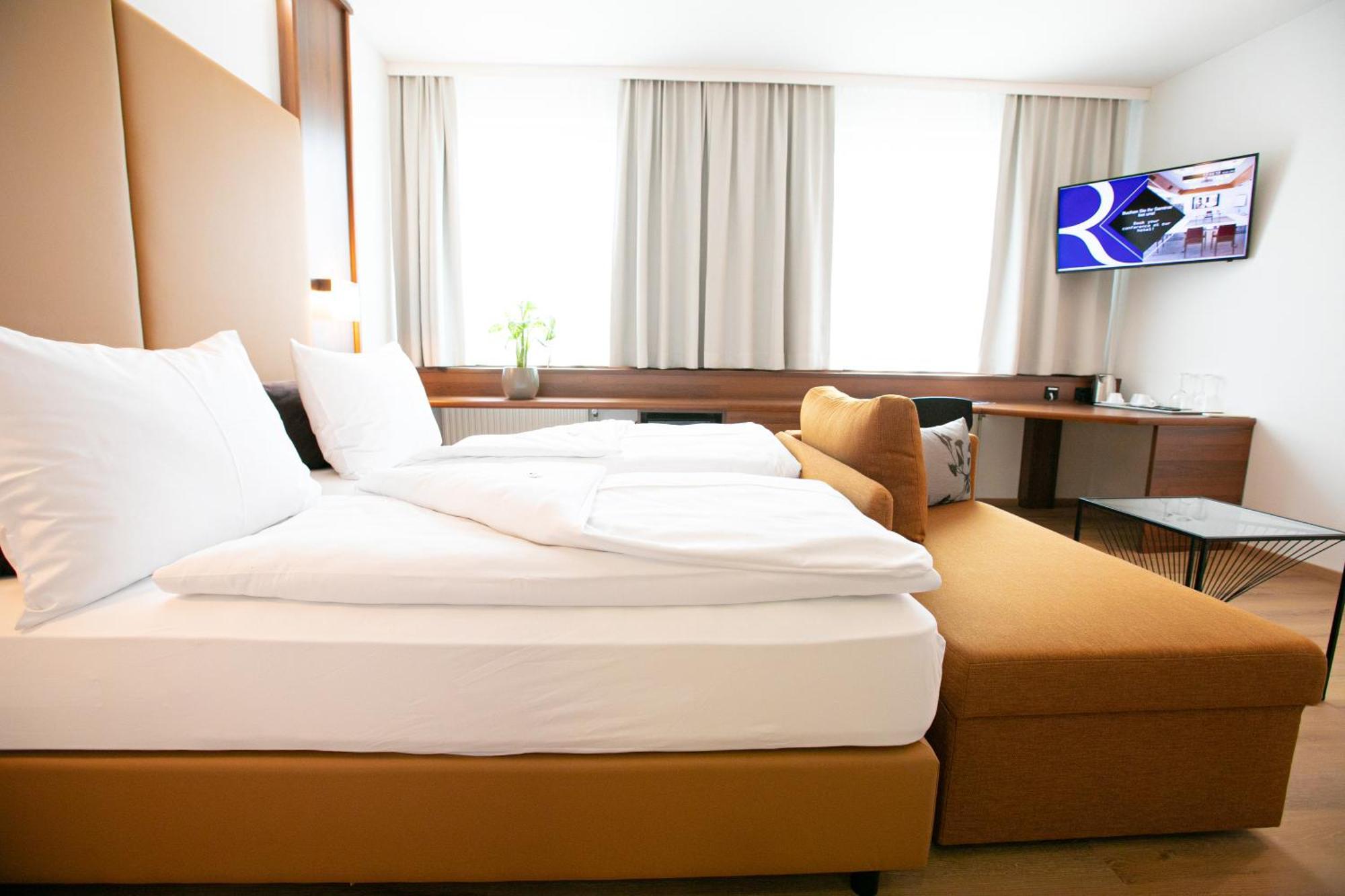 Das Reinisch Hotel - Near Vienna Airport Швехат Экстерьер фото
