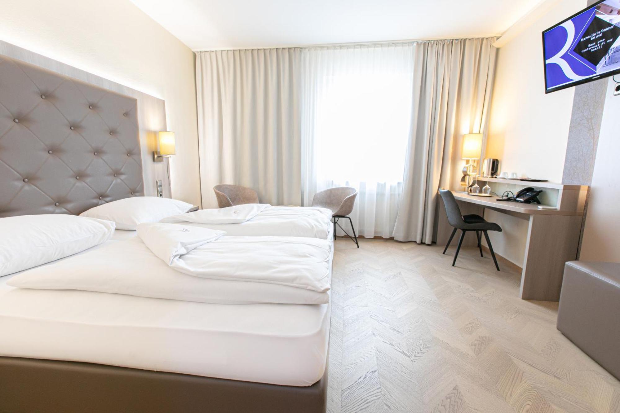 Das Reinisch Hotel - Near Vienna Airport Швехат Экстерьер фото