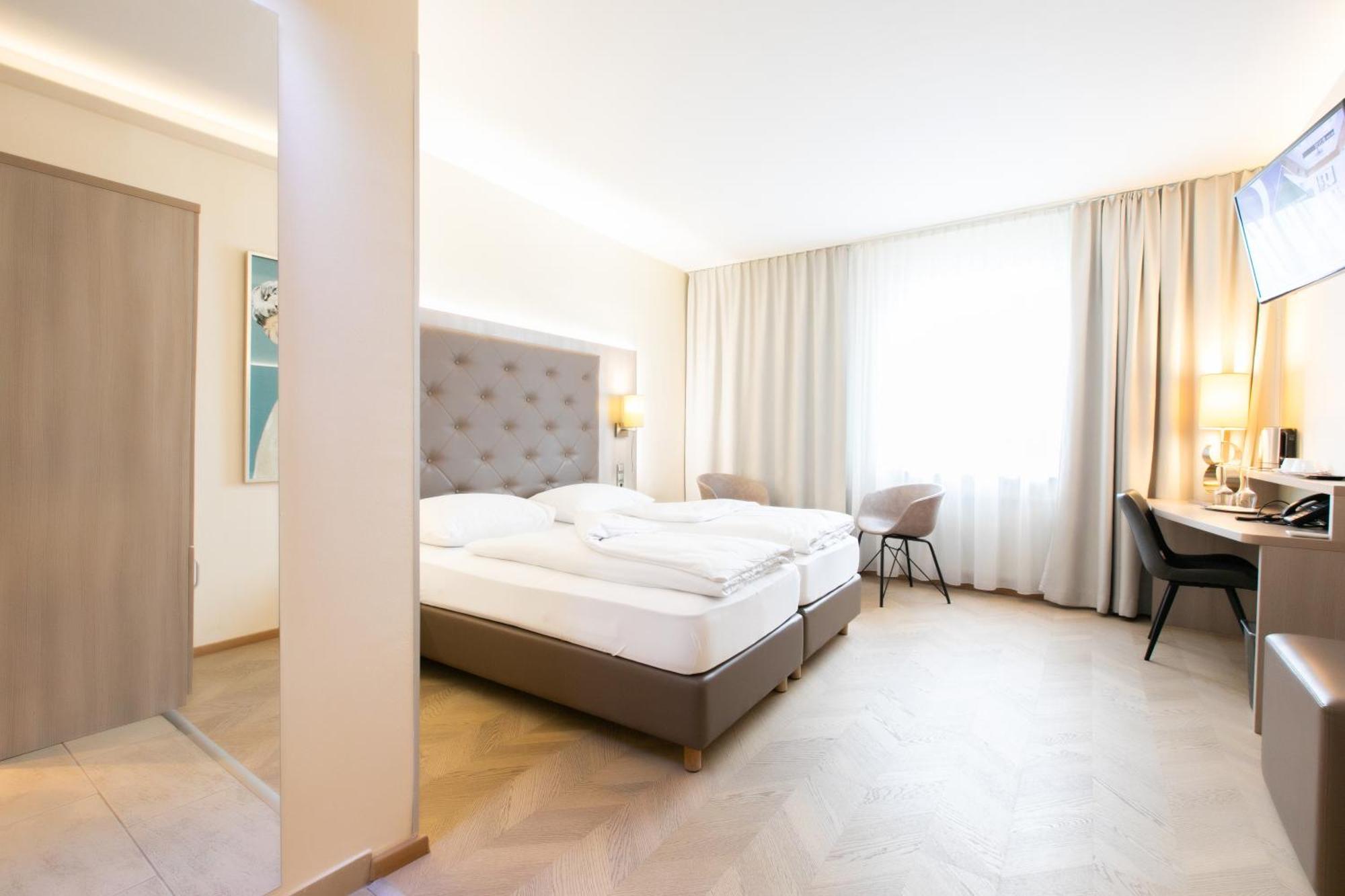 Das Reinisch Hotel - Near Vienna Airport Швехат Экстерьер фото