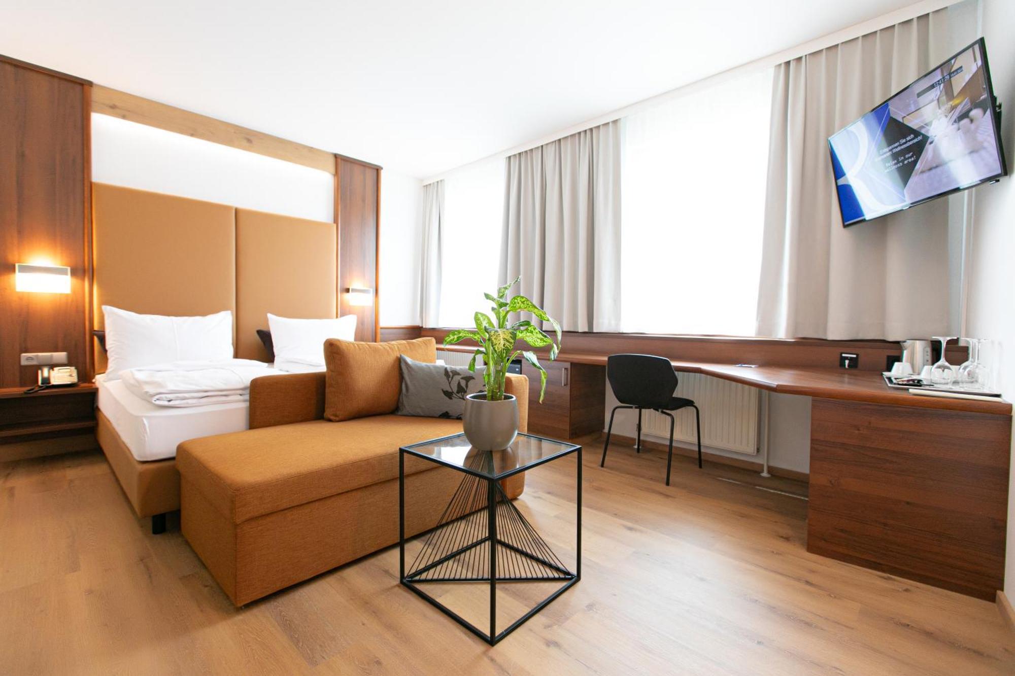 Das Reinisch Hotel - Near Vienna Airport Швехат Экстерьер фото