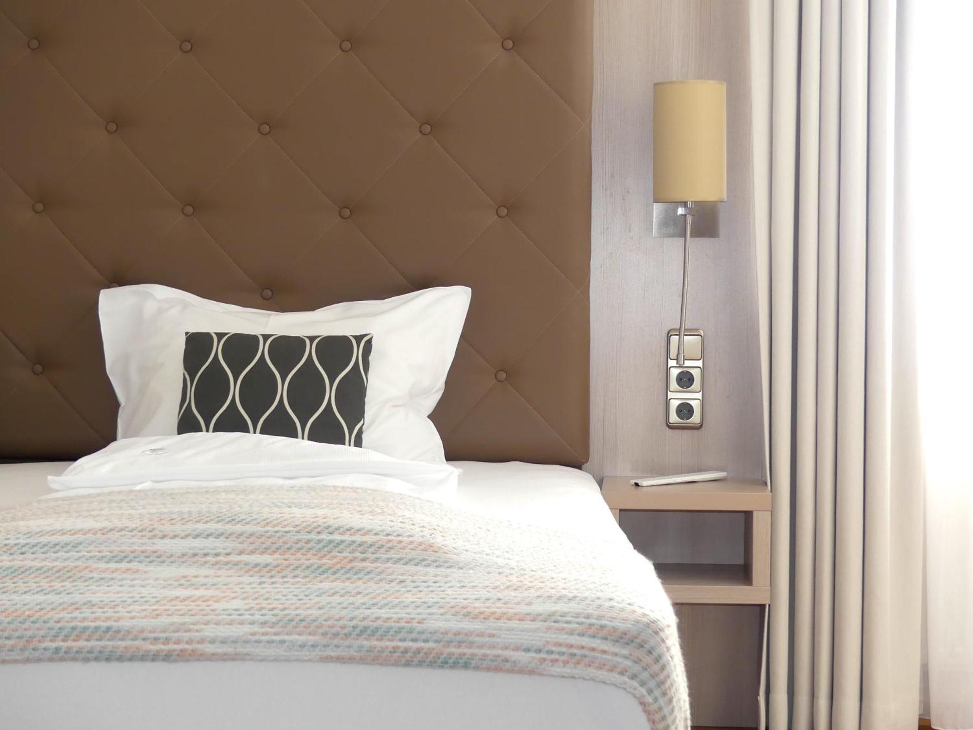 Das Reinisch Hotel - Near Vienna Airport Швехат Экстерьер фото