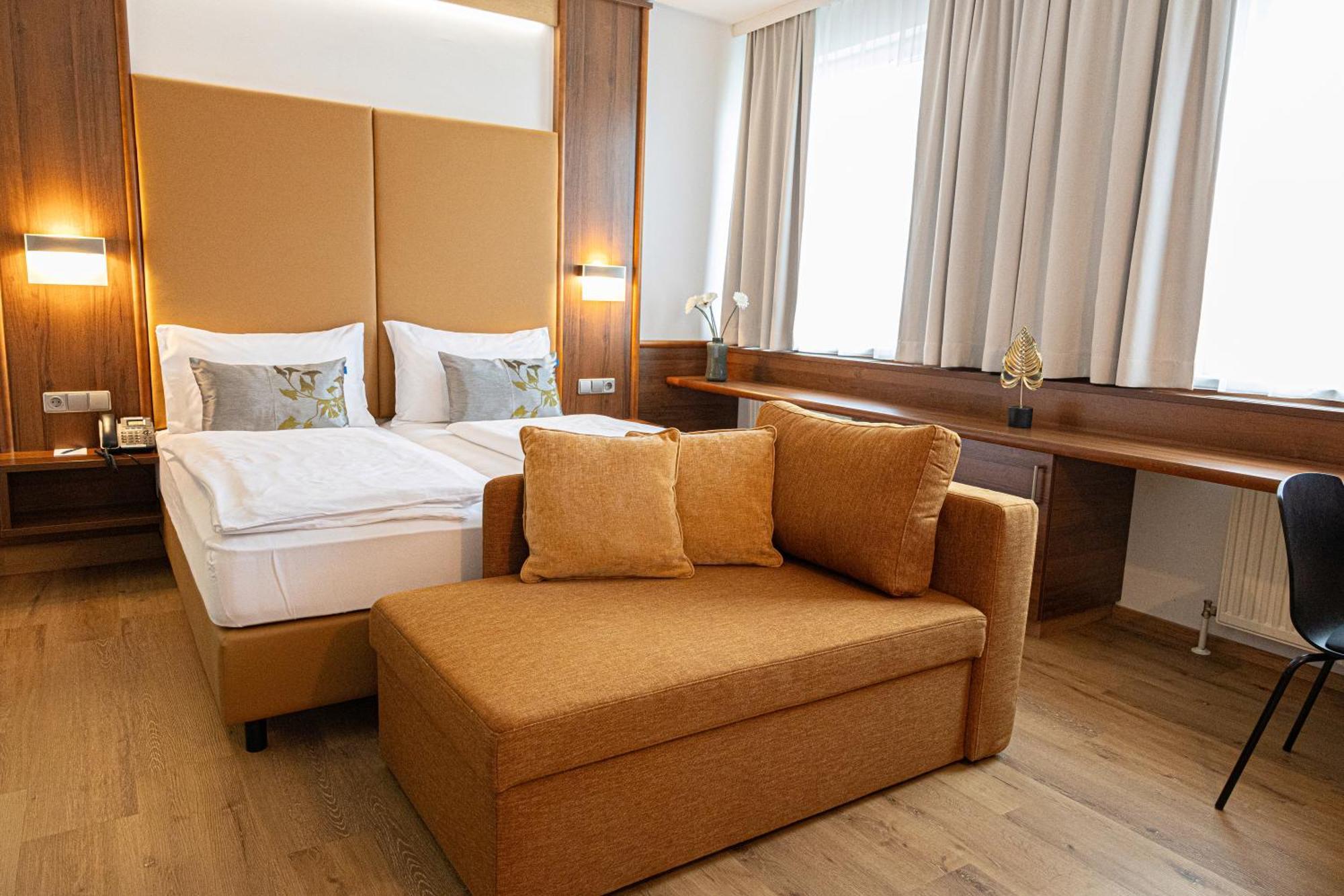 Das Reinisch Hotel - Near Vienna Airport Швехат Экстерьер фото